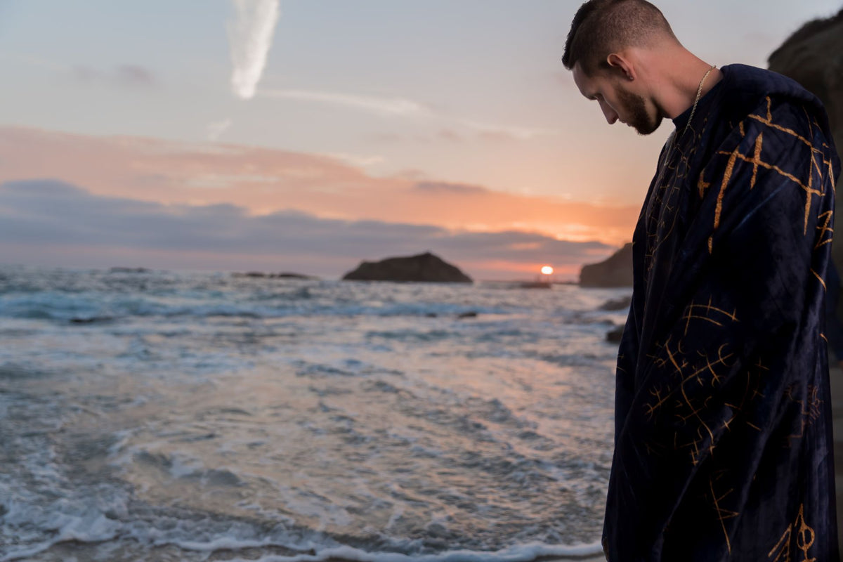 Embracing the Essence of Modern-Day Hippies | Bakes hip-hop blog